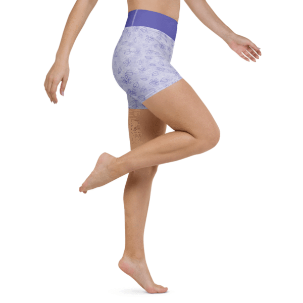 Lila in bloom - High waisted Yoga Shorts – Bild 2